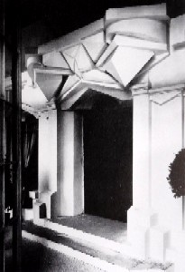 Exterior, La Maison Cubiste